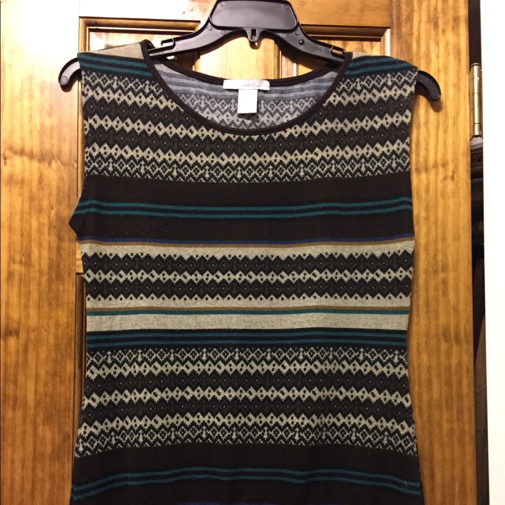 Charlotte Russe Printed long sweater-vest.